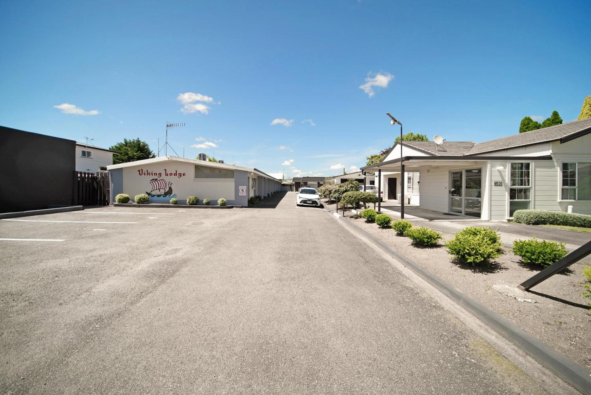 Viking Lodge Motel Tahoraiti Exterior photo